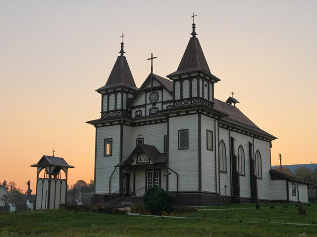 Костел св. Юрия в Полонечке photo 2