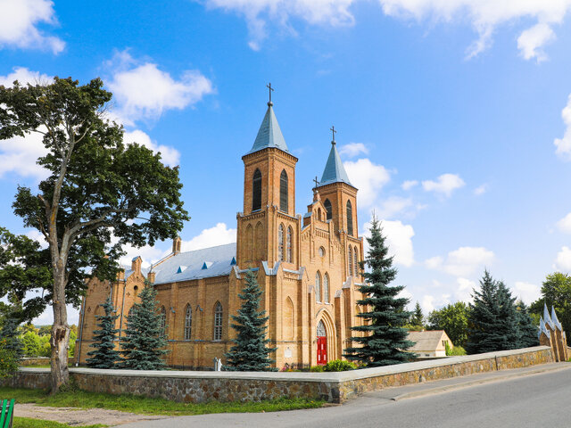 Костел Рождества Девы Марии в деревне Трабы photo 1