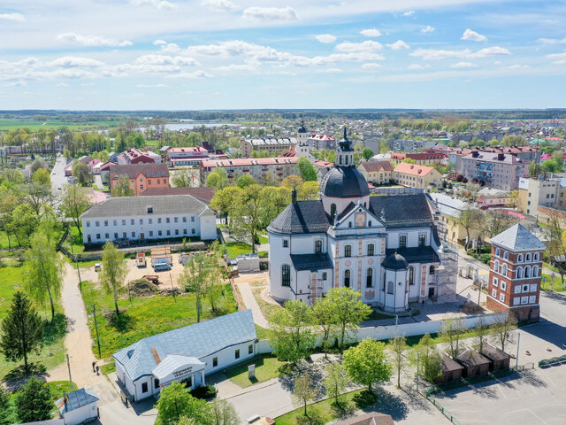 Фарный костел в Несвиже photo 0