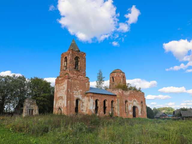 Церковь Святого Алексия в Смолянах photo 0
