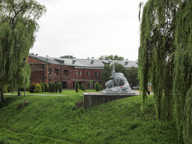 Брестская крепость